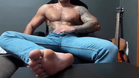 Snapshot of panther_style chatting on 11-07-25, 05:18 Oleg online show from 11-07-25, 05:18