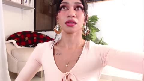 Paolita online show from 01-25-25, 02:15