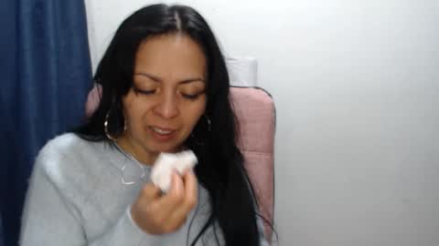 Snapshot of paola84hotty chatting on 02-06-26, 04:06 Paola84hotty online show from 02-06-26, 04:06