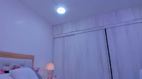 Paola  online show from 01-16-25, 06:59