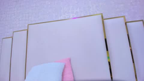 Paola  online show from 09-29-25, 11:26