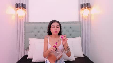    online show from 02-06-25, 11:54