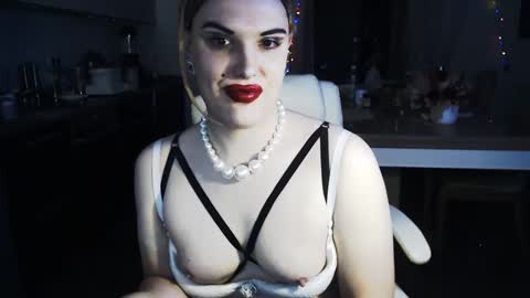 Sarina Williams online show from 12-06-24, 02:38
