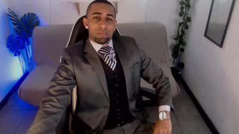 Snapshot of paolo_blaze chatting on 02-18-26, 12:34 PAOLO online show from 02-18-26, 12:34