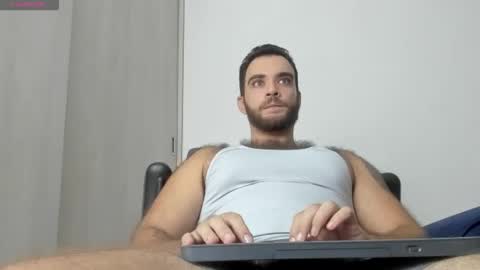 Snapshot of paolo_hanma chatting on 10-02-25, 01:12 Paolo online show from 10-02-25, 01:12