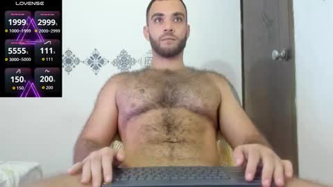 Snapshot of paolo_hanma chatting on 11-27-25, 01:07 Paolo online show from 11-27-25, 01:07