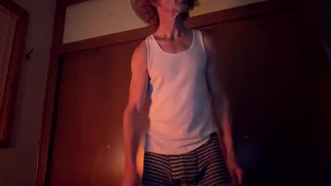 Snapshot of papaboner_foryourpleasure chatting on 11-25-25, 07:19 PapaBoner online show from 11-25-25, 07:19