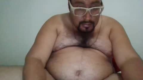 Snapshot of papi_adiel4 chatting on 03-08-26, 02:04 papi_adiel4 online show from 03-08-26, 02:04