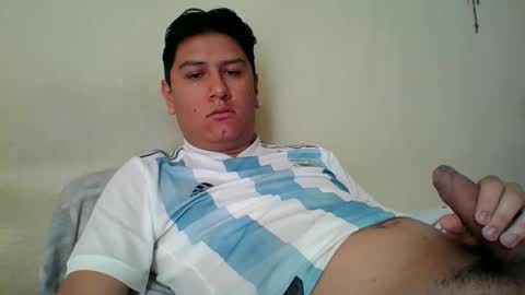 papi_daddy01 online show from 02-10-25, 02:16