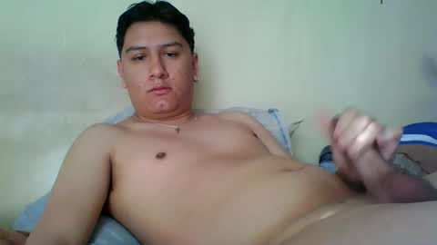 papi_daddy01 online show from 02-12-25, 01:59