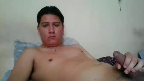 papi_daddy01 online show from 02-28-25, 08:18