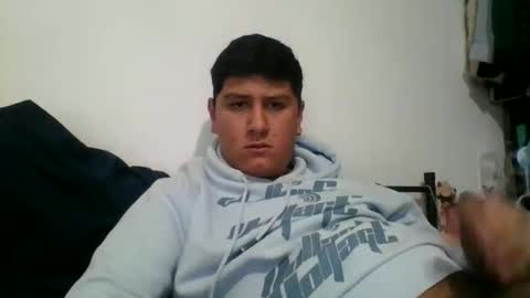 papi_daddy01 online show from 01-11-26, 03:39