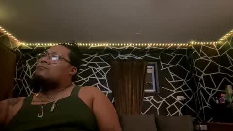 papi_krizz online show from 11-19-25, 07:19