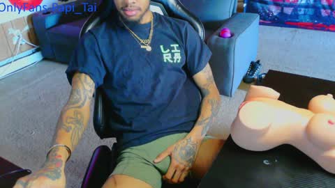 Papi Tai online show from 12-14-24, 03:58