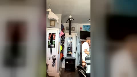 Snapshot of papian0 chatting on 12-22-25, 07:11 papian0 online show from 12-22-25, 07:11