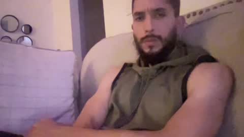 Snapshot of papicubano_guapo23cm chatting on 10-20-25, 06:14 papicubano_guapo23cm online show from 10-20-25, 06:14