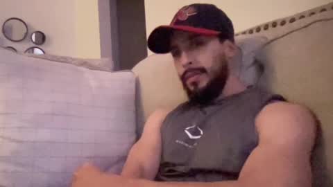 Snapshot of papicubano_guapo23cm chatting on 02-17-26, 07:16 papicubano_guapo23cm online show from 02-17-26, 07:16