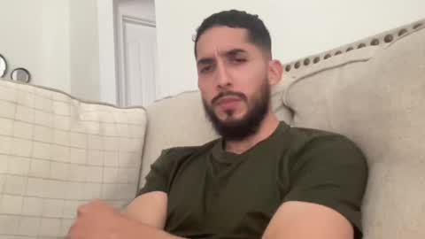 Snapshot of papicubano_guapo23cm chatting on 02-20-26, 07:25 papicubano_guapo23cm online show from 02-20-26, 07:25