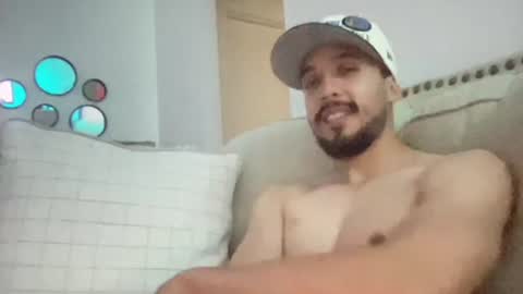 Snapshot of papicubano_guapo23cm chatting on 06-18-26, 12:09 papicubano_guapo23cm online show from 06-18-26, 12:09