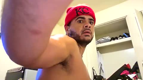 Snapshot of papijose146388 chatting on 10-12-25, 02:54 Papij online show from 10-12-25, 02:54