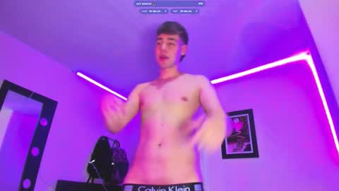 Snapshot of papinoha chatting on 12-18-25, 12:27 Noha online show from 12-18-25, 12:27