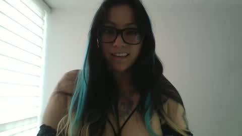 Snapshot of paprika_01sx chatting on 01-12-26, 02:33 paprika 01sx online show from 01-12-26, 02:33