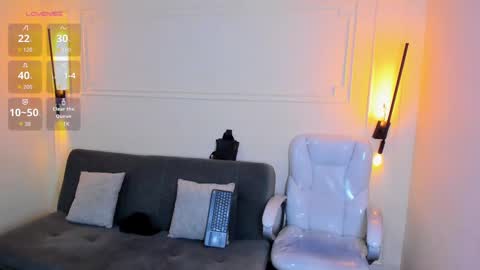 Snapshot of paradise_boy_s chatting on 10-24-25, 10:28 Ryan And Casper online show from 10-24-25, 10:28