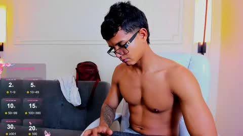Ryan And Casper online show from 06-03-26, 02:33