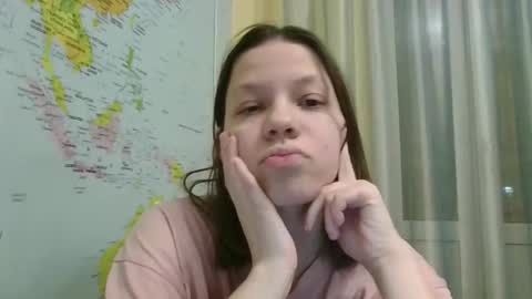 Snapshot of paradise_tease chatting on 12-20-25, 08:38 paradise_tease online show from 12-20-25, 08:38