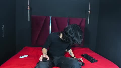 paranoidtemptaion_ online show from 02-11-25, 12:27