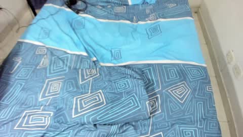 sara and andreu online show from 01-15-25, 05:47