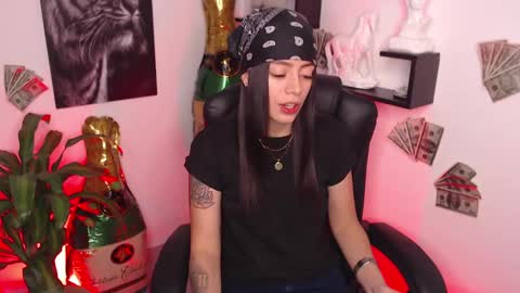 Paris D angelo online show from 01-06-25, 01:20