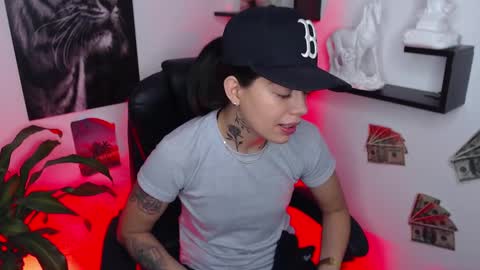 Paris D angelo online show from 02-04-25, 12:19