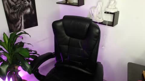 Paris D angelo online show from 02-01-26, 06:06