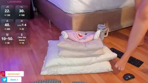 Snapshot of parisi_ chatting on 01-16-25, 06:59 PARISI online show from 01-16-25, 06:59