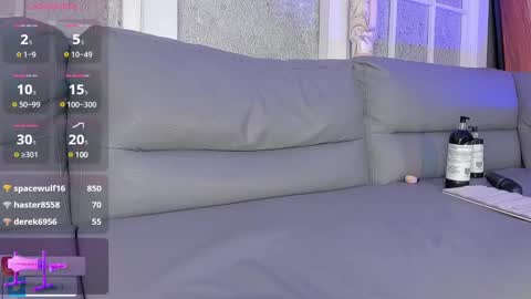 Snapshot of parisi_ chatting on 03-05-25, 10:10 PARISI online show from 03-05-25, 10:10