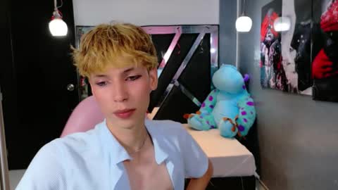 Snapshot of park_jimin1 chatting on 09-30-25, 02:27 park_jimin1 online show from 09-30-25, 02:27