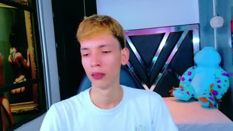 Snapshot of park_jimin1 chatting on 11-19-25, 12:05 park_jimin1 online show from 11-19-25, 12:05