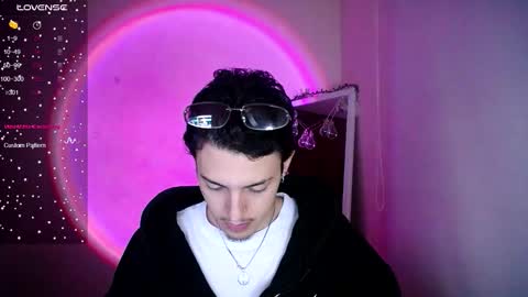 Snapshot of parker_222 chatting on 02-04-26, 03:01 parker_222 online show from 02-04-26, 03:01