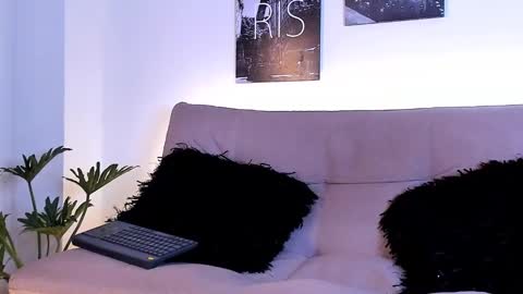 parker lavine online show from 02-18-25, 01:54