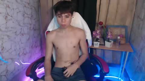 Snapshot of parkseo_yeon chatting on 02-01-26, 03:27 HENRY online show from 02-01-26, 03:27