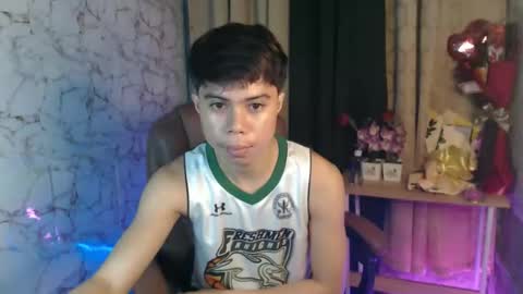 Snapshot of parkseo_yeon chatting on 03-01-26, 04:42 HENRY online show from 03-01-26, 04:42