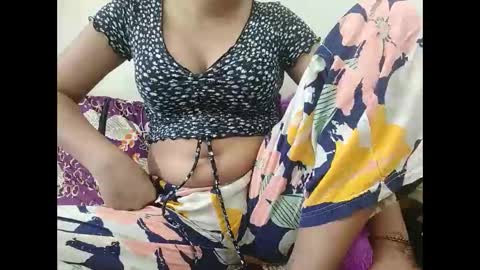 Snapshot of parneetu_642 chatting on 05-31-26, 04:14 parneetu_642 online show from 05-31-26, 04:14