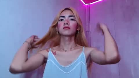 Snapshot of pasadiria chatting on 04-26-26, 06:05 pasadiria online show from 04-26-26, 06:05