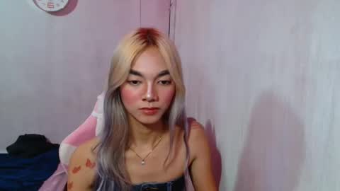 Snapshot of pasadiria chatting on 05-12-26, 05:32 pasadiria online show from 05-12-26, 05:32