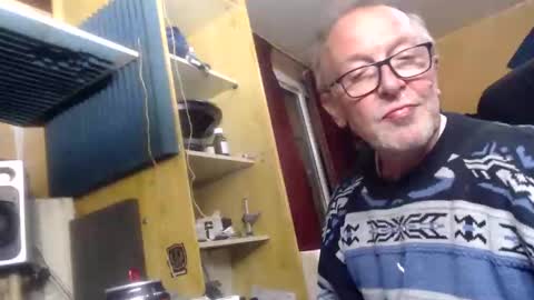 pascal88881 online show from 12-08-24, 03:10