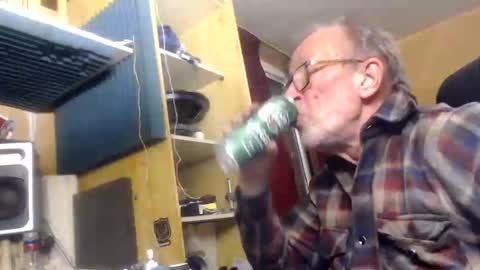 pascal88881 online show from 12-08-24, 11:08