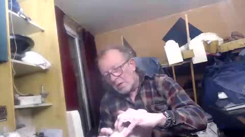 pascal88881 online show from 12-09-24, 09:39