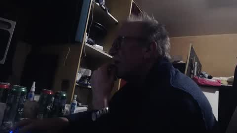 pascal88881 online show from 12-17-24, 07:29