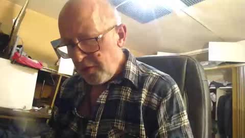 pascal88881 online show from 12-23-24, 08:47